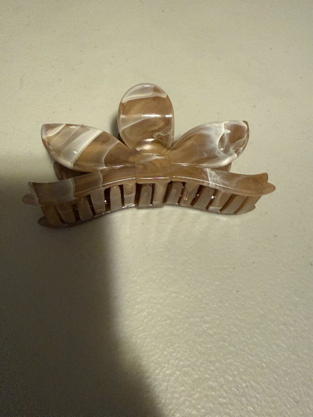 Beige Half Flower Claw Clip Hair Accessory